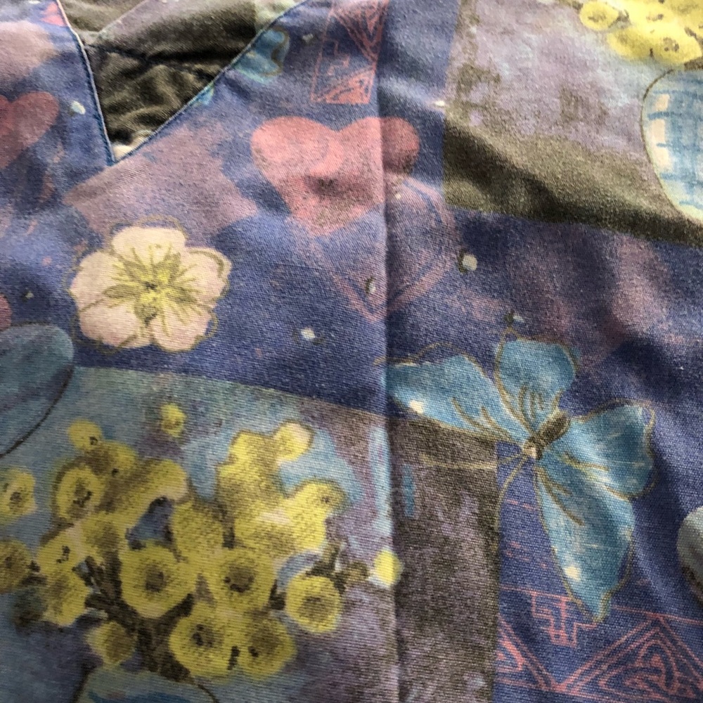 Uniform Scrub Top - Picture 2 of 5